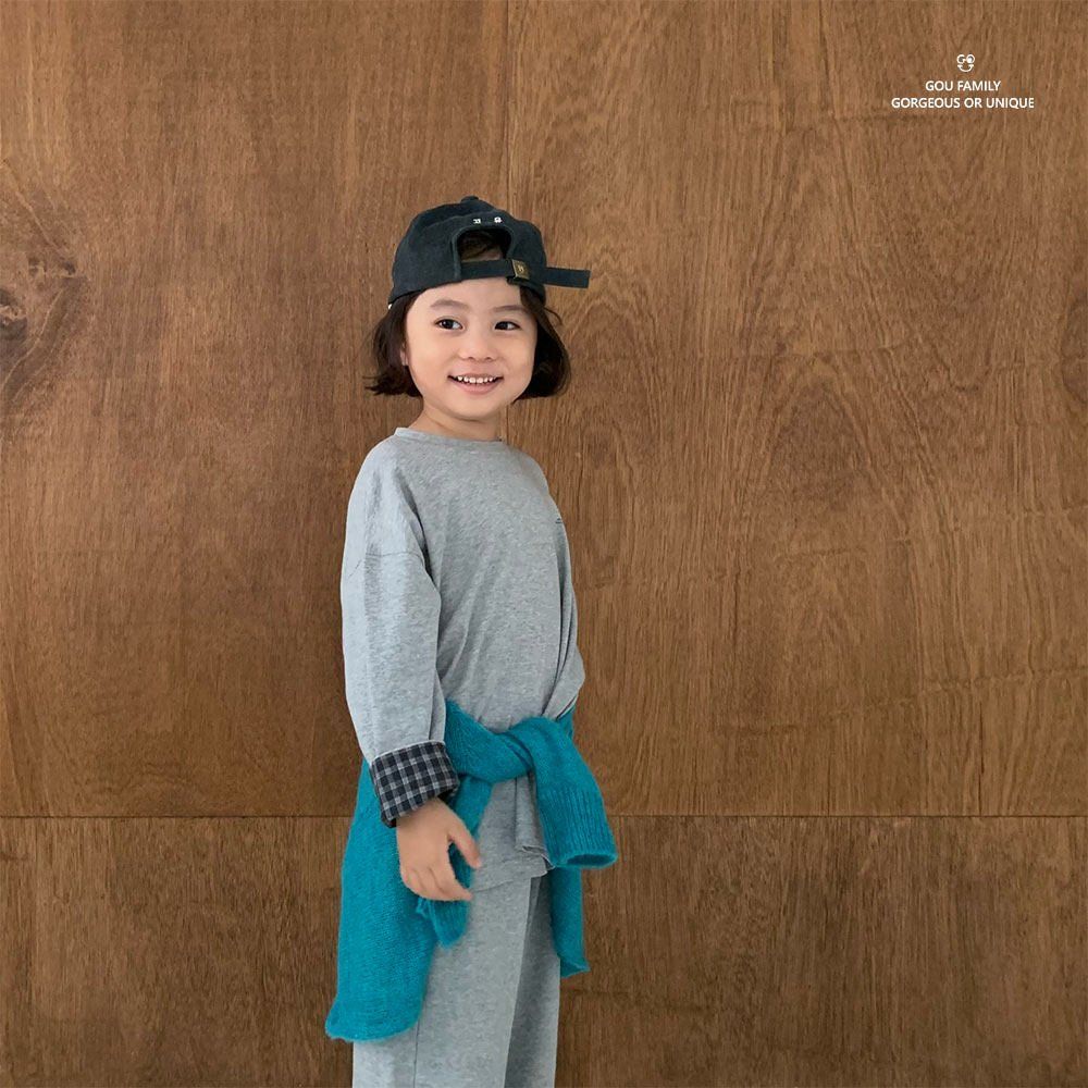 [PRE-ORDER] Soft Sweater Cardigan (Mom Couple)