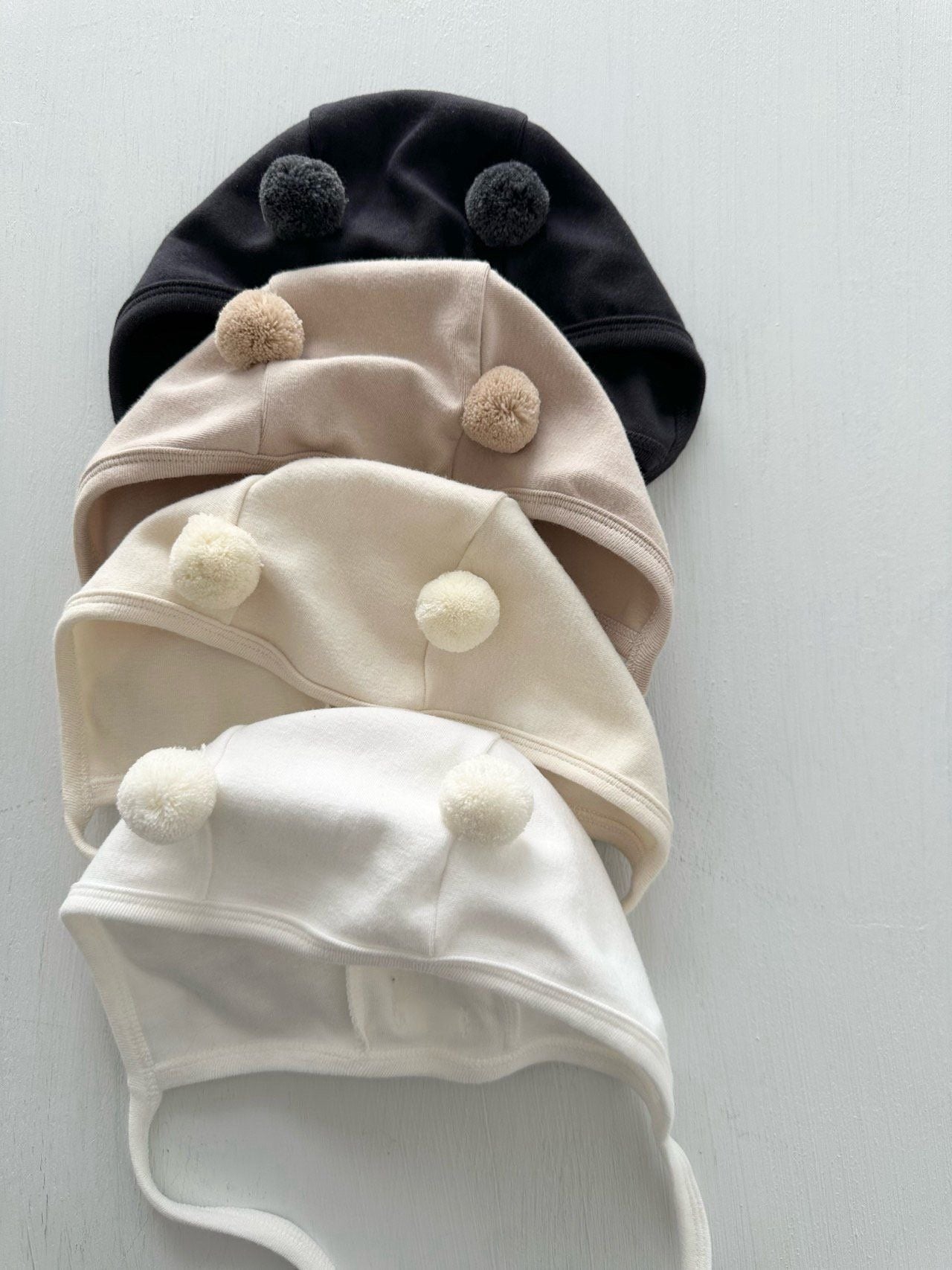 [PRE-ORDER] Pom Pom Bonnet