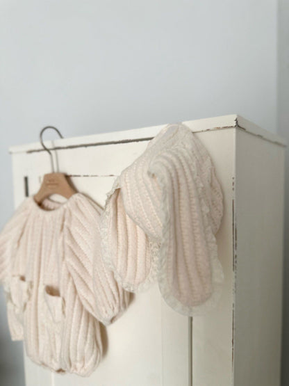 [PRE-ORDER] W Bunny Bonnet