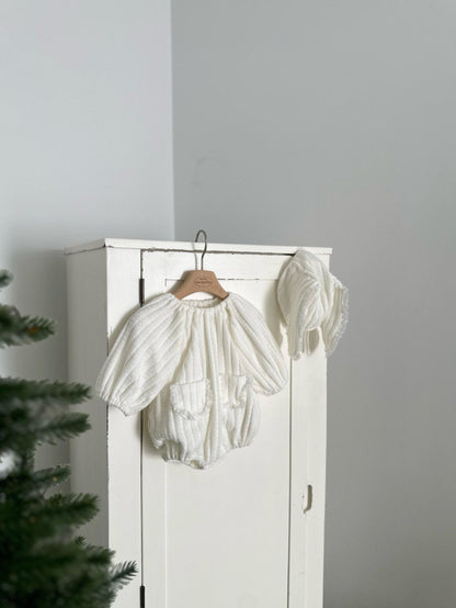 [PRE-ORDER] W Bunny Bonnet