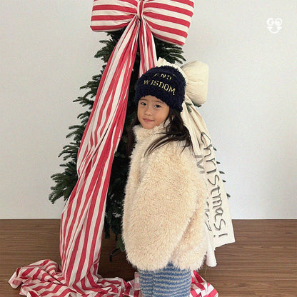 [PRE-ORDER] The Fur Jacket (Mom Couple)