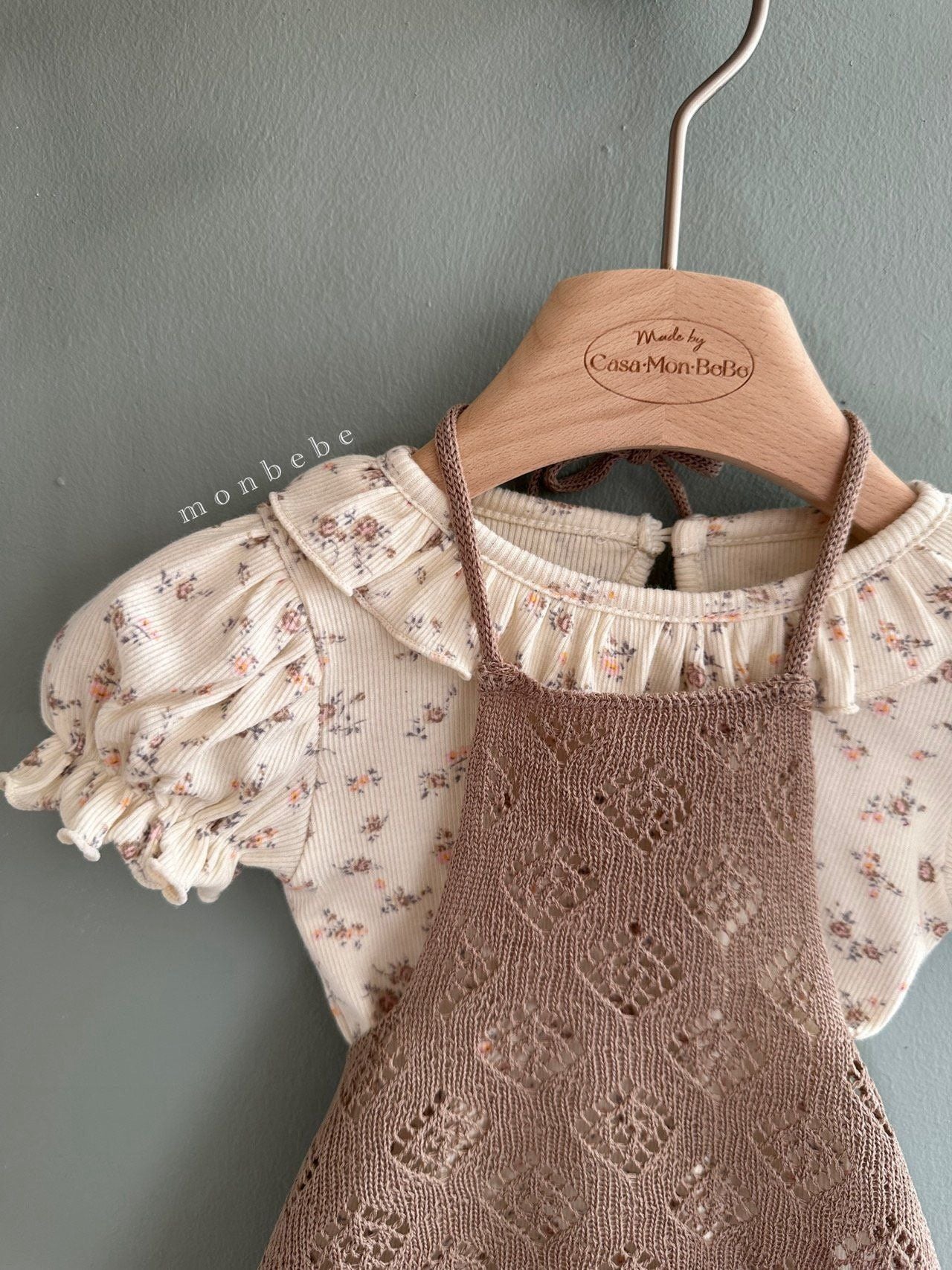 [PRE-ORDER] Sweater Apron
