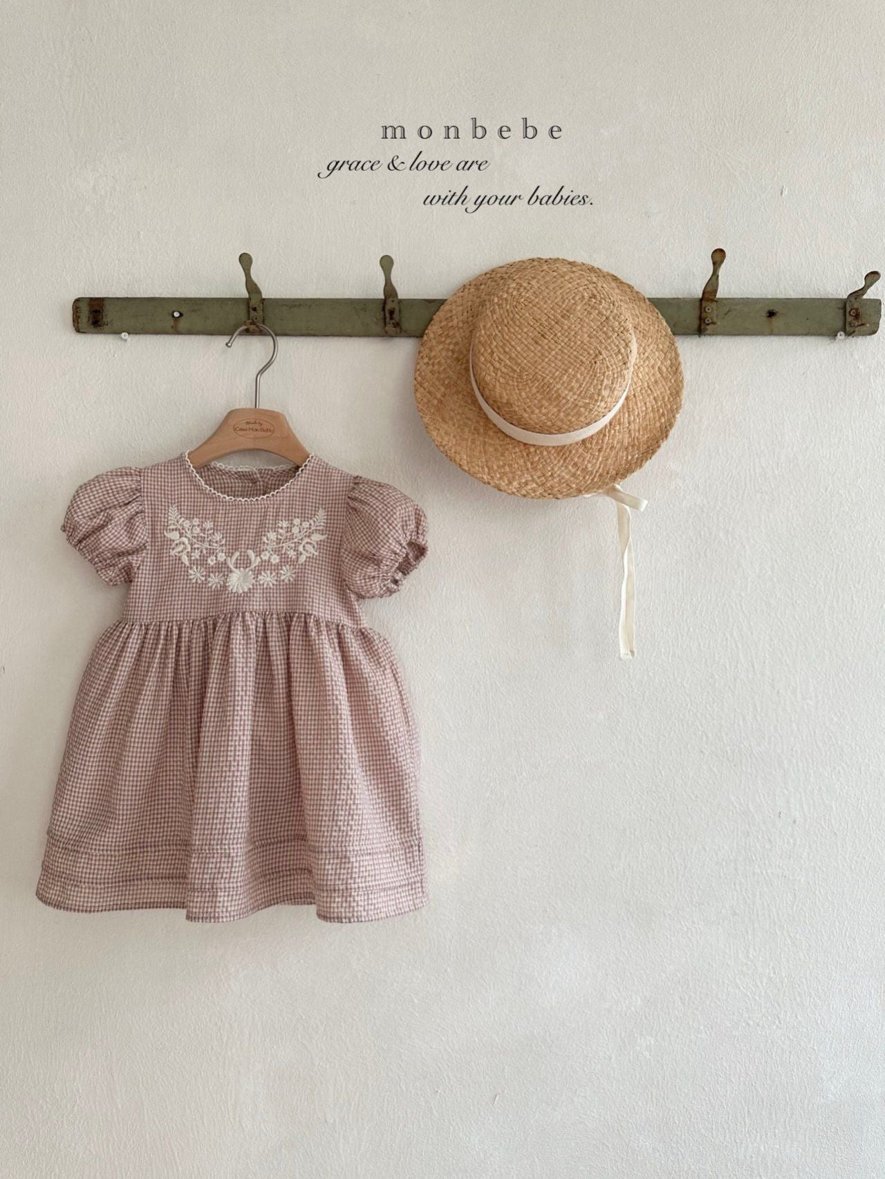 [PRE-ORDER] Hannah Embroidery Dress