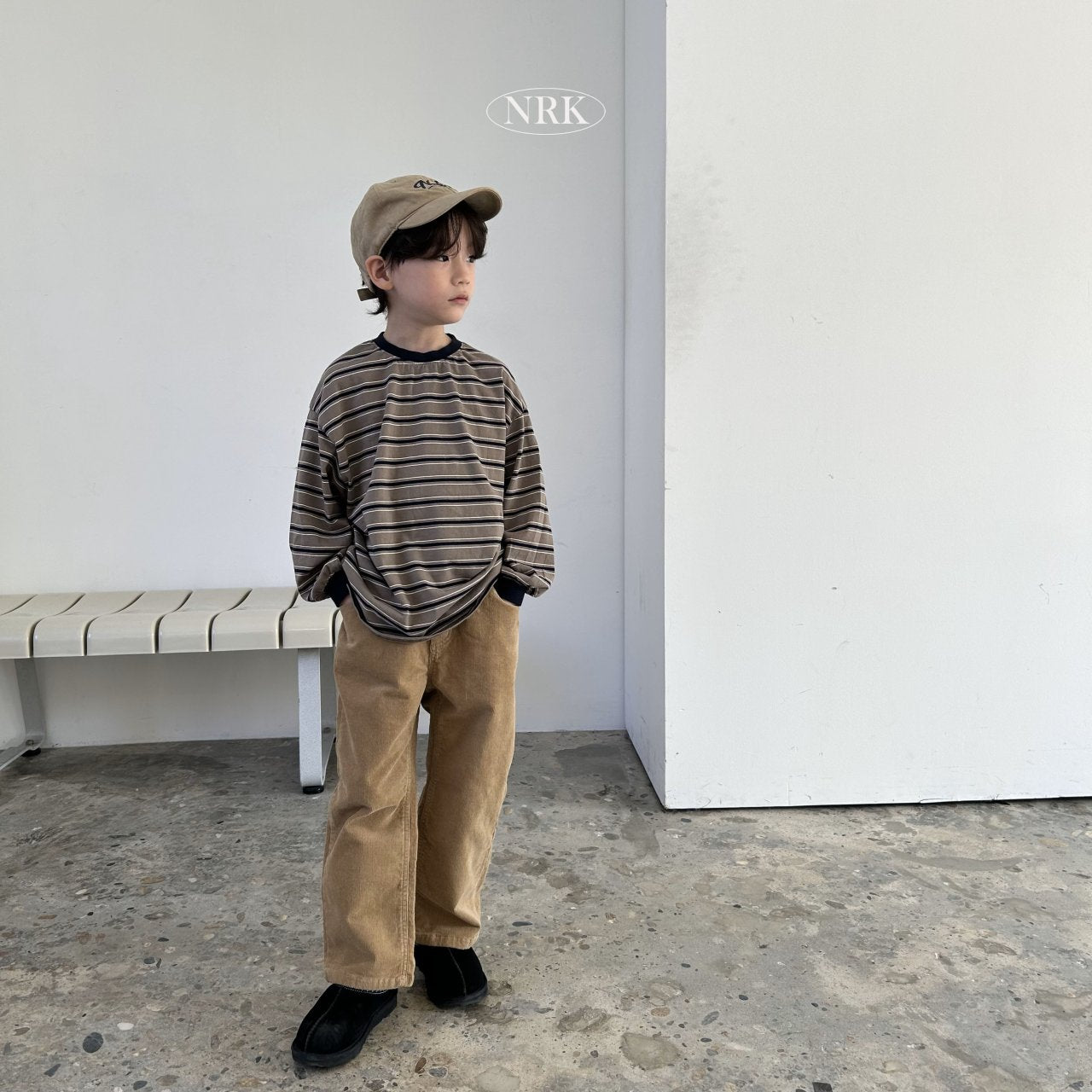 [PRE-ORDER] Corduroy Span Straight Pants
