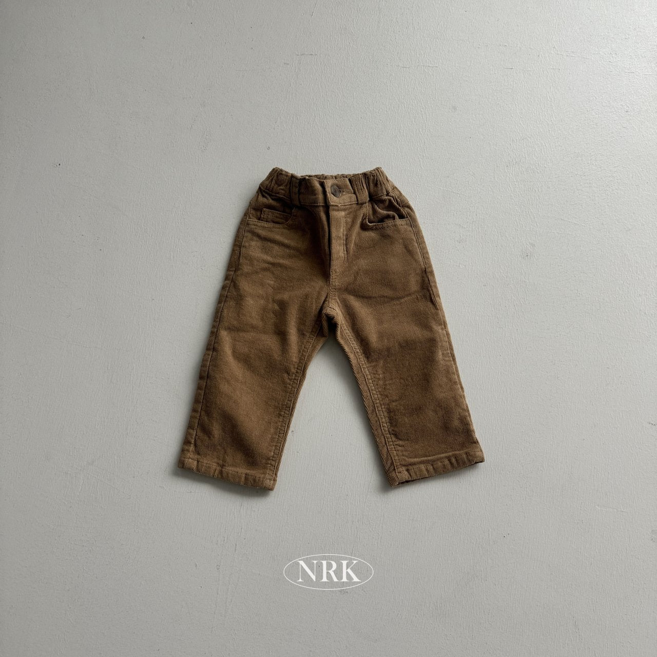 [PRE-ORDER] Corduroy Span Straight Pants
