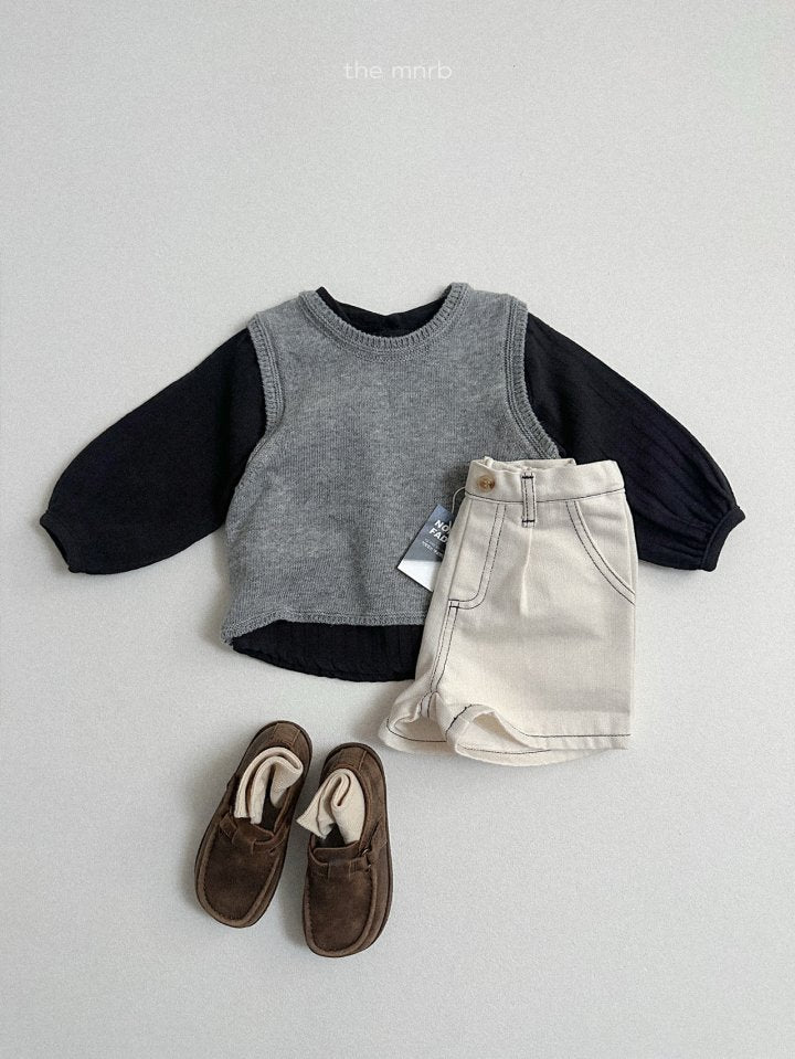 [PRE-ORDER] Ruffle Blouse