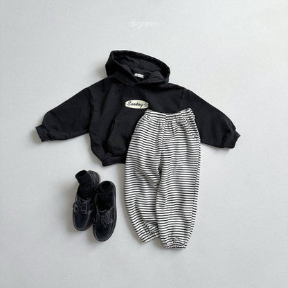 [PRE-ORDER] Tan Black Socks Set