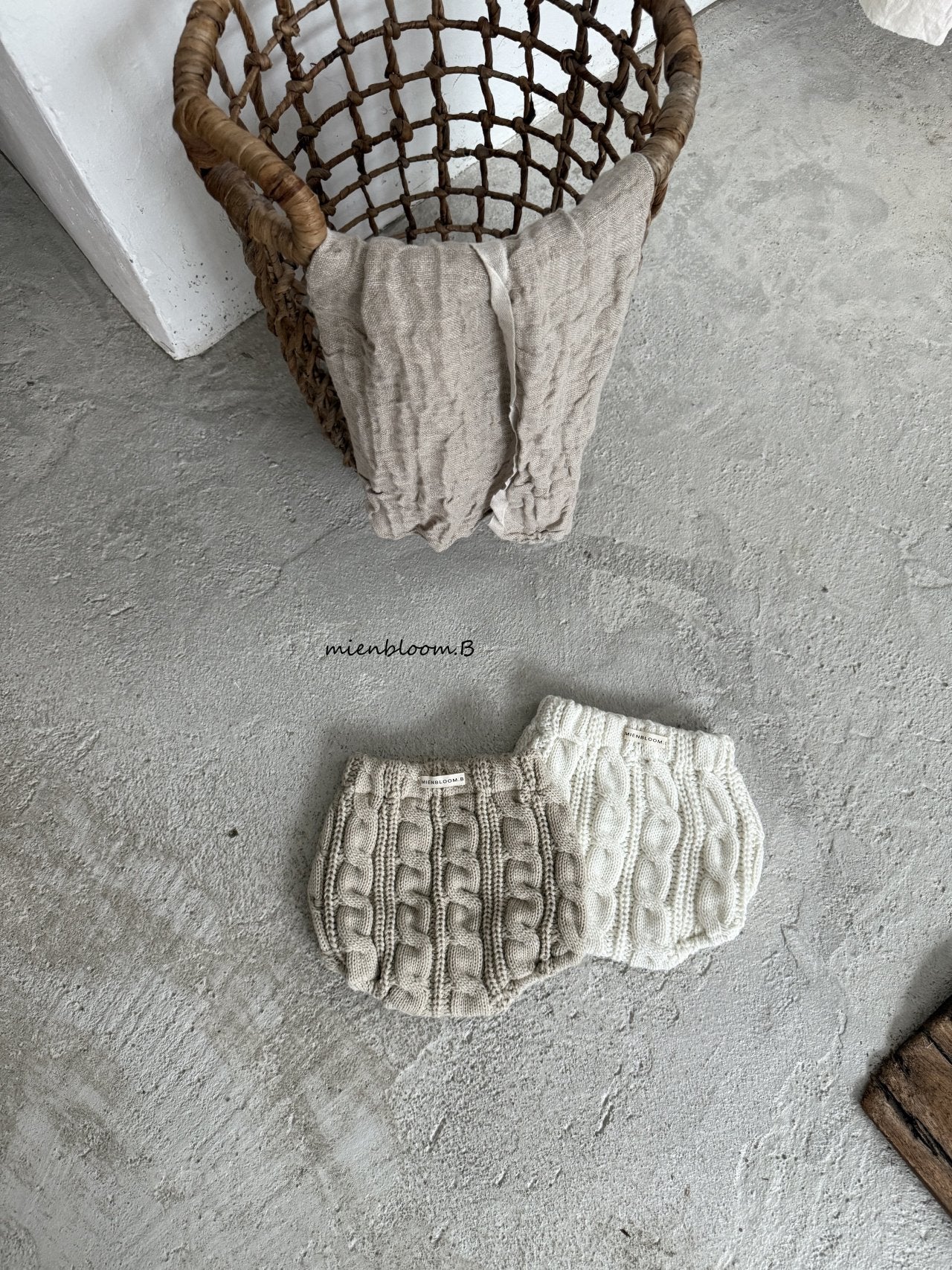 [PRE-ORDER] Cable Knit Bloomer