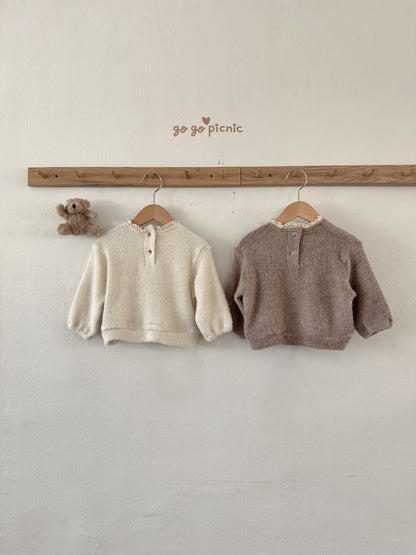 [PRE-ORDER] Pom Pom Knit Sweatshirts