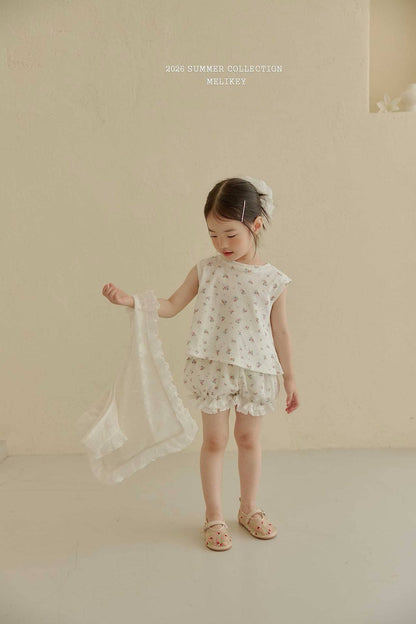 [PRE-ORDER] Din Din Frill T-Shirts