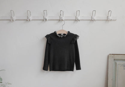 [PRE-ORDER] Hug T-Shirts