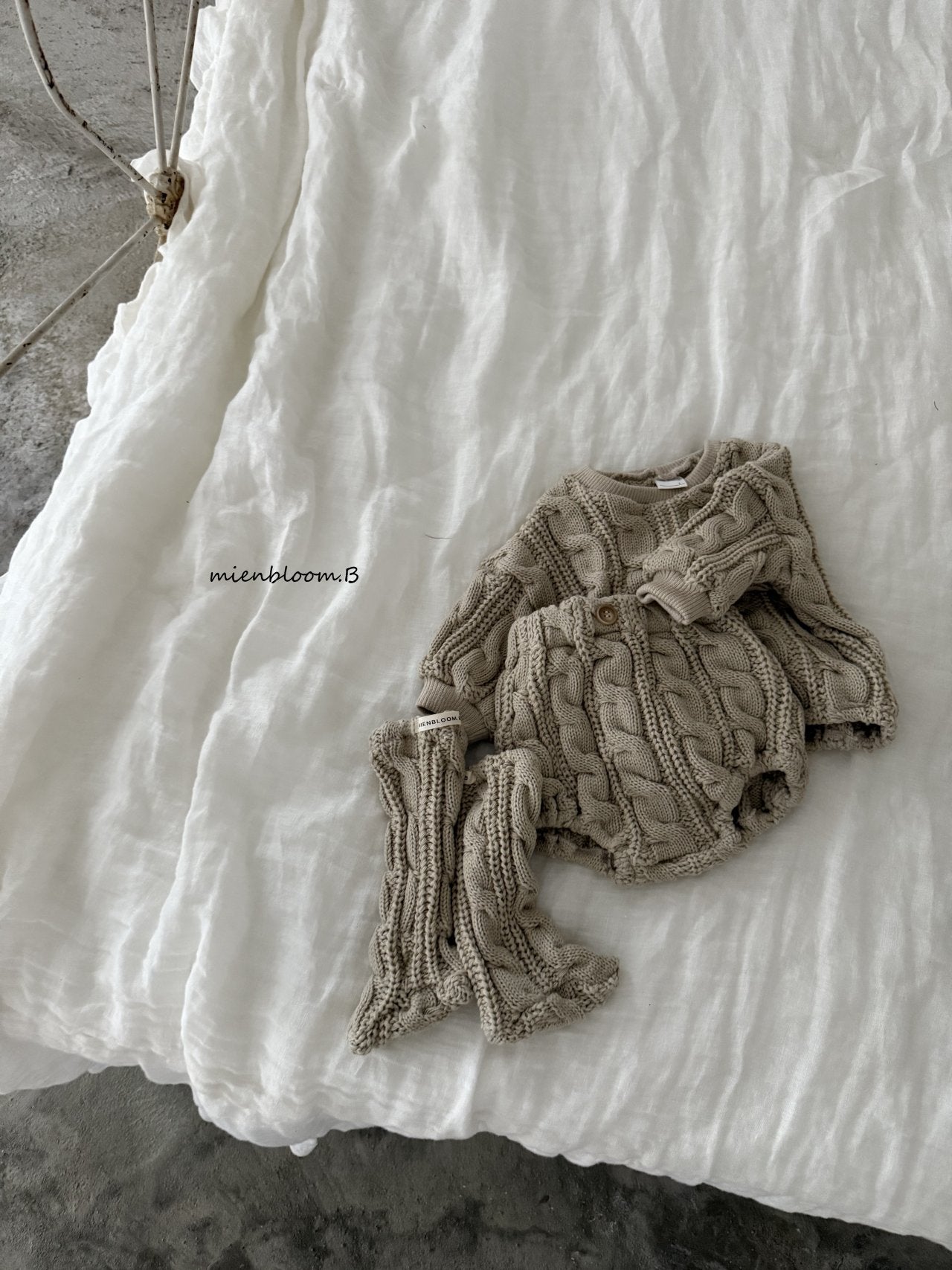 [PRE-ORDER] Cable Knit T-Shirts