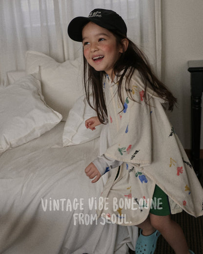 [PRE-ORDER] Floral Beach Poncho