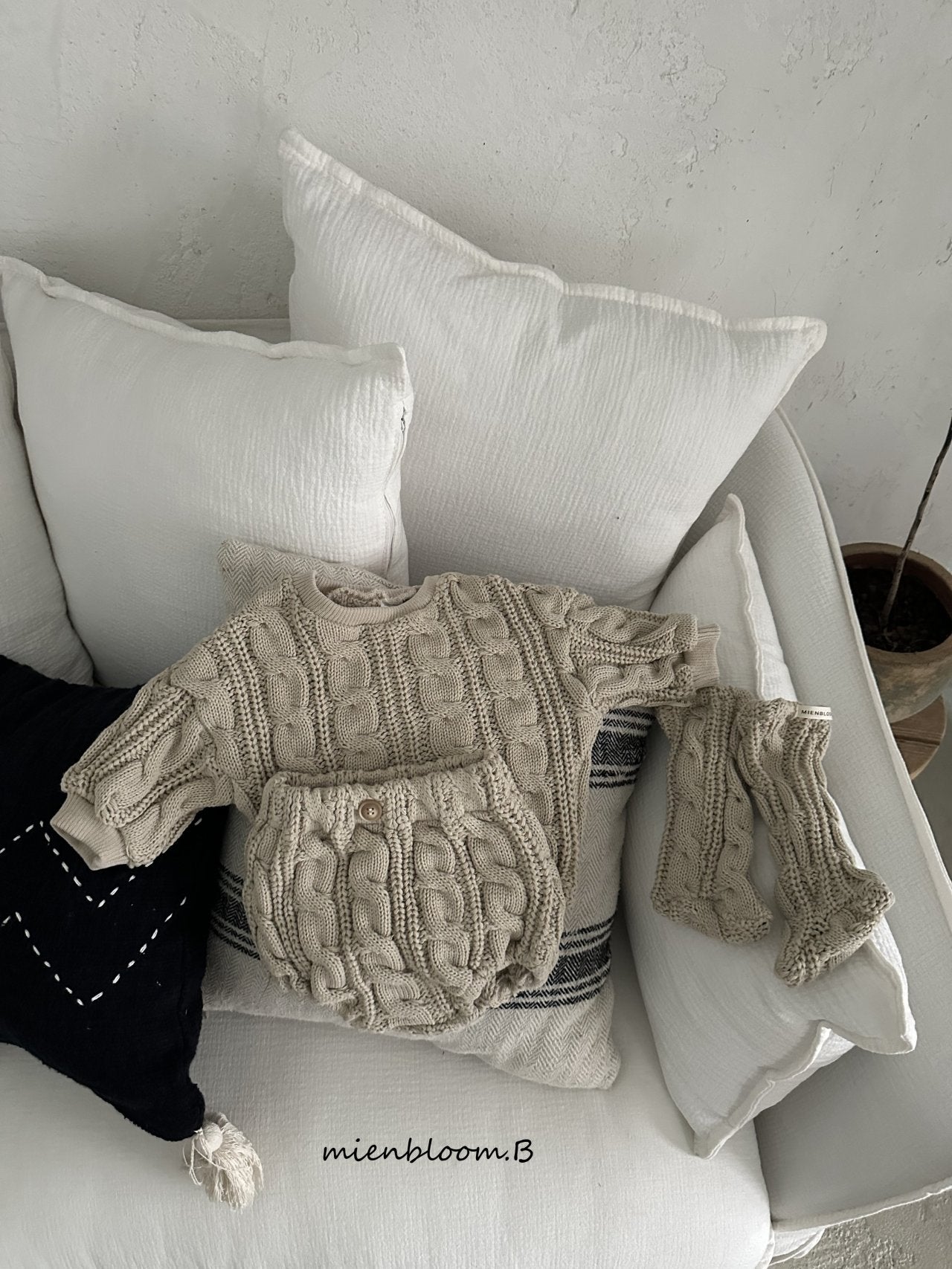 [PRE-ORDER] Cable Knit T-Shirts