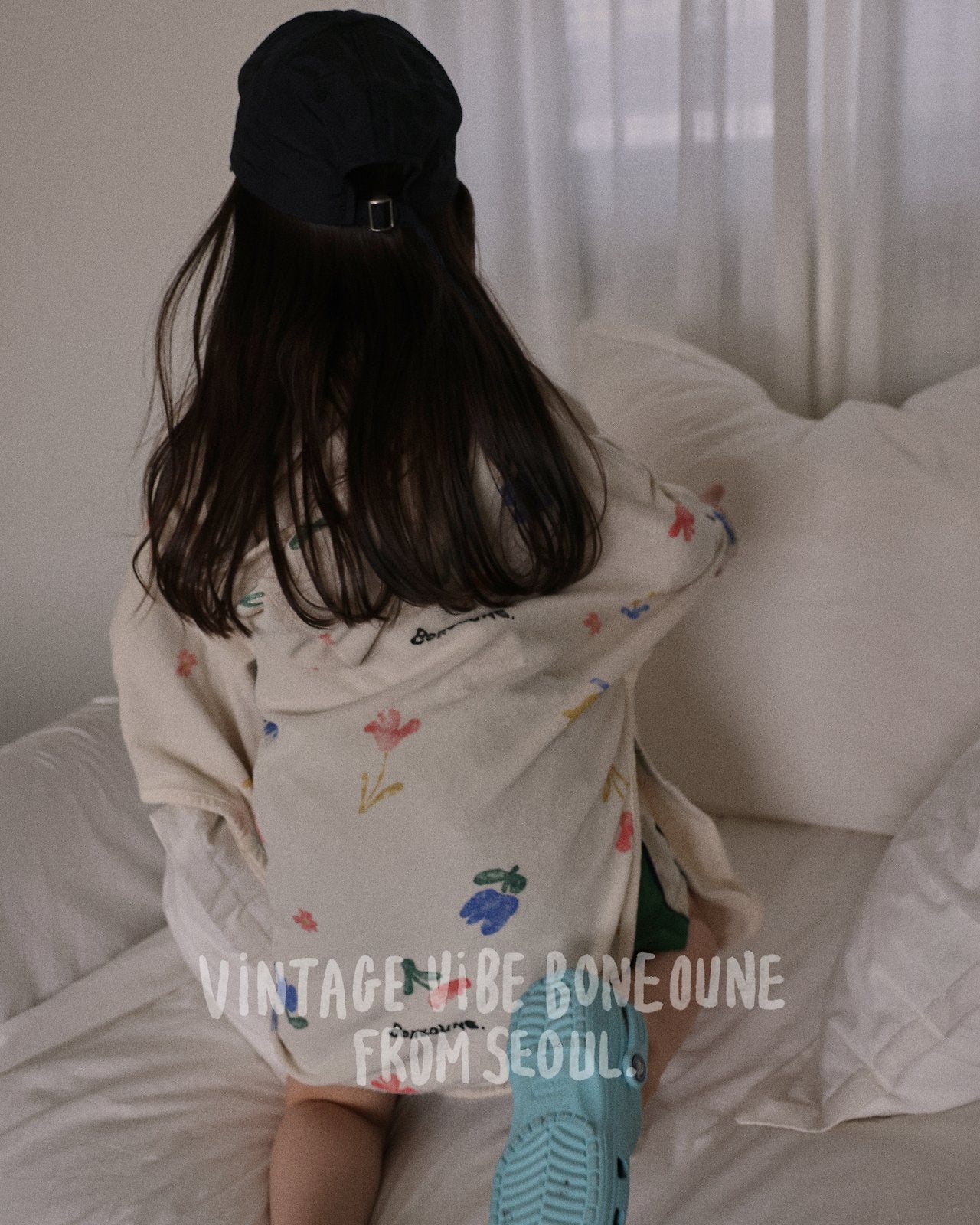 [PRE-ORDER] Floral Beach Poncho