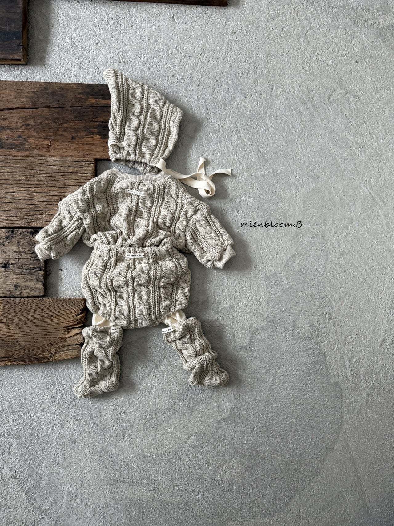 [PRE-ORDER] Cable Knit T-Shirts