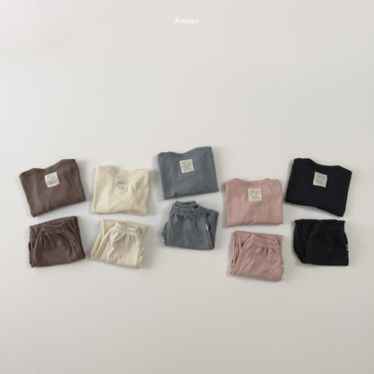 [PRE-ORDER] Amigo Top Bottom Set