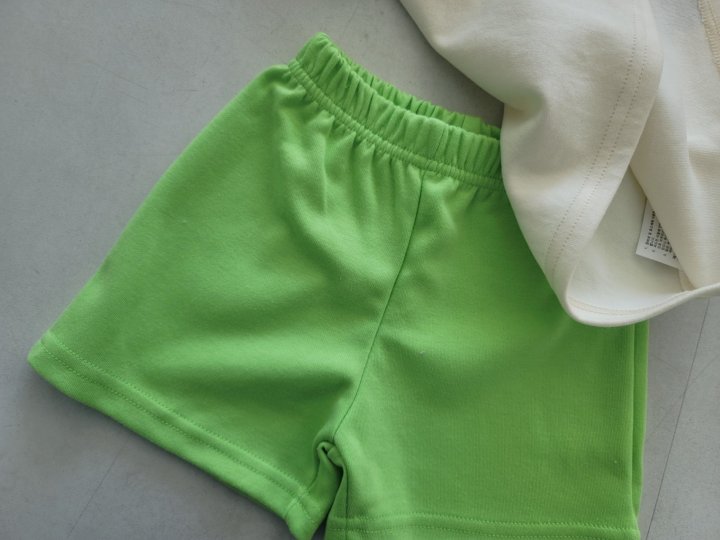 [PRE-ORDER] Peekaboo Top Bottom Set