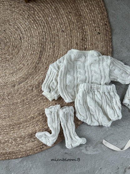 [PRE-ORDER] Cable Knit T-Shirts