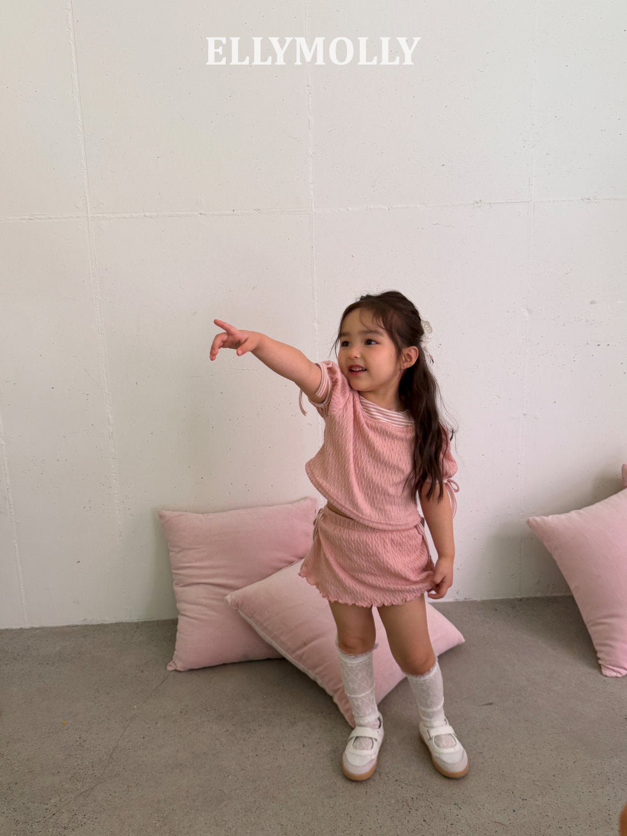 [PRE-ORDER] Ribbon Leg Socks