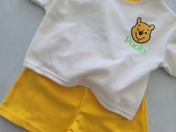 [PRE-ORDER] Peekaboo Top Bottom Set