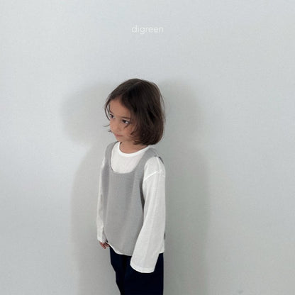 [PRE-ORDER] Button Sweater Vest