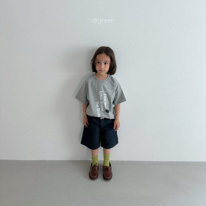 [PRE-ORDER] Love Share T-Shirts