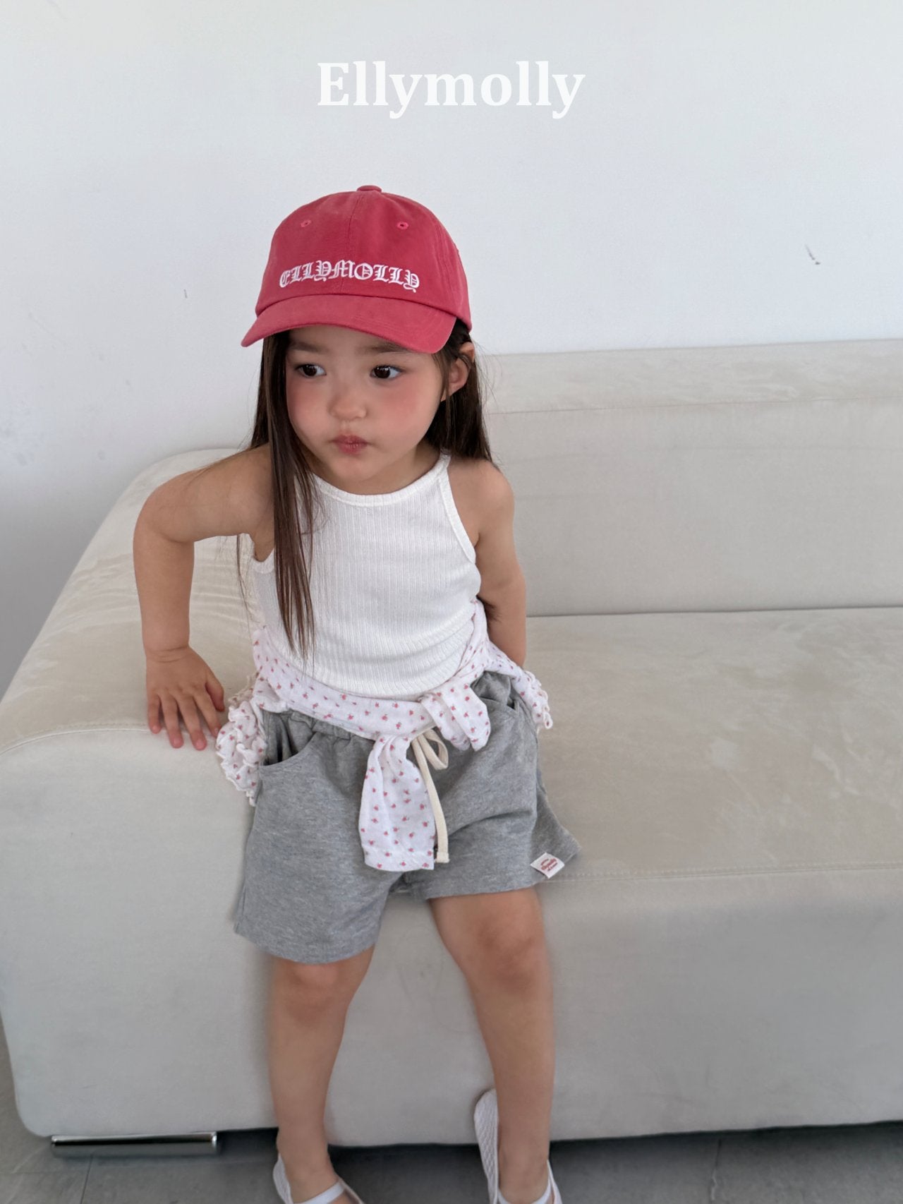 [PRE-ORDER] Clean V Cut Tank Top