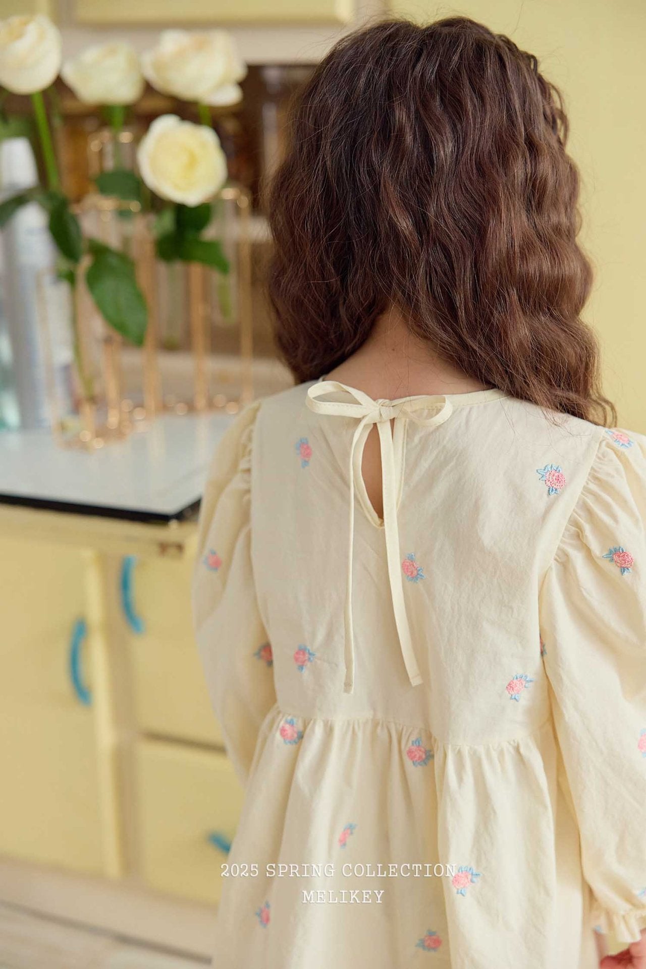 Jasmine Embroidery Dress [S(2-3yr)]