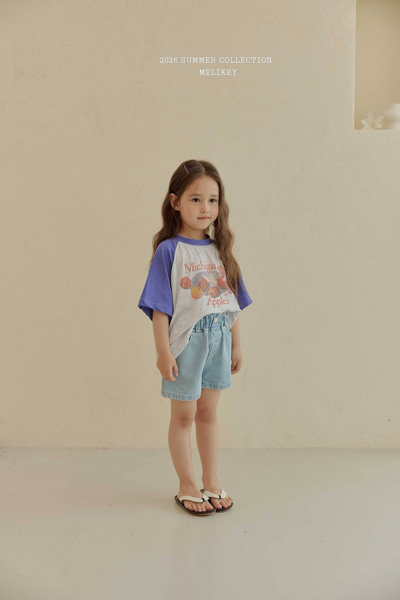 [PRE-ORDER] Apple Raglan T-Shirts