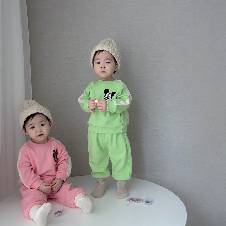 [PRE-ORDER] Line Top Bottom Set