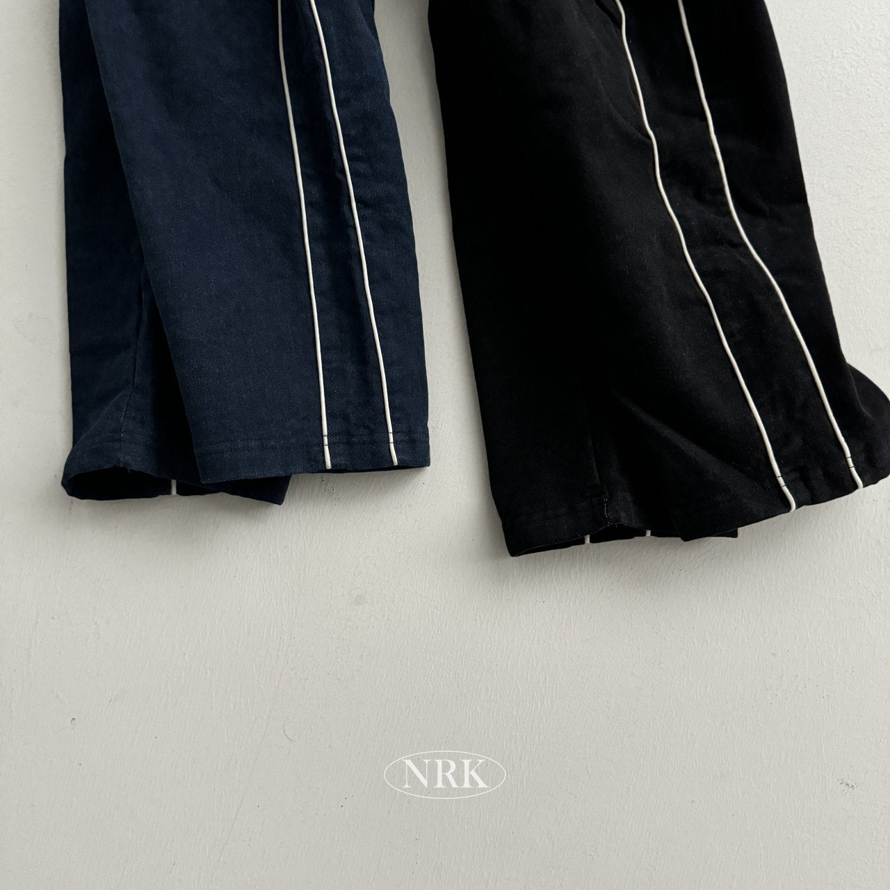 [PRE-ORDER] Denim Piping Pants