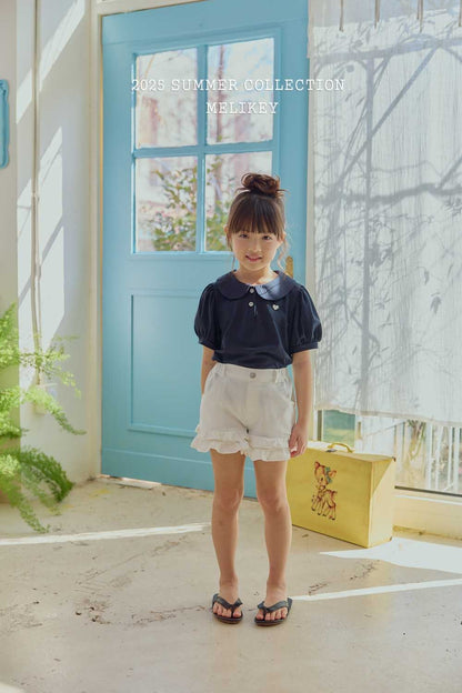 [PRE-ORDER] Heart Label Collar T-Shirts