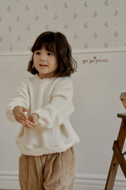 [PRE-ORDER] Pom Pom Knit Sweatshirts