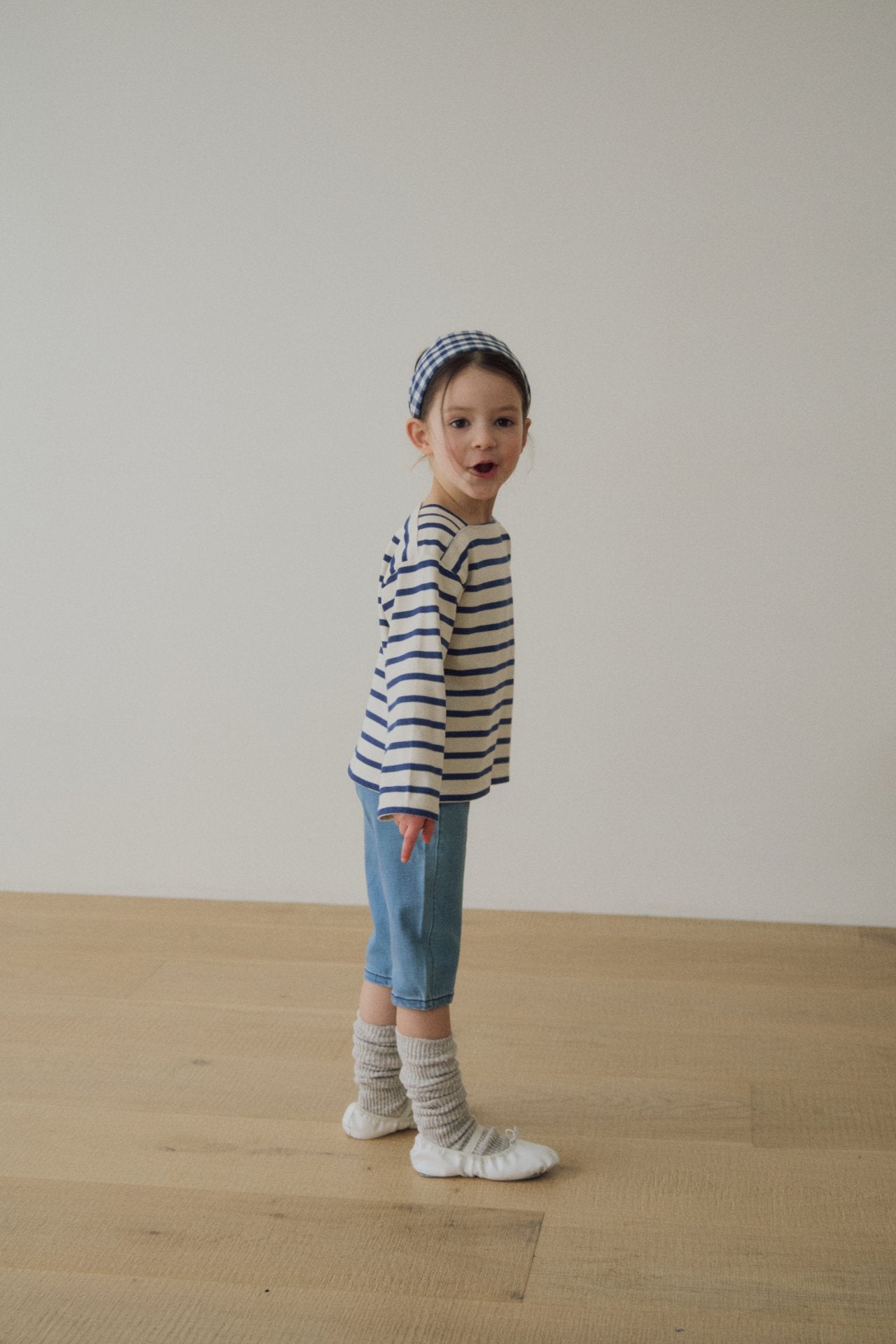 [PRE-ORDER] Capri Denim Pants