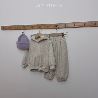 [PRE-ORDER] Cream Jogger Pants
