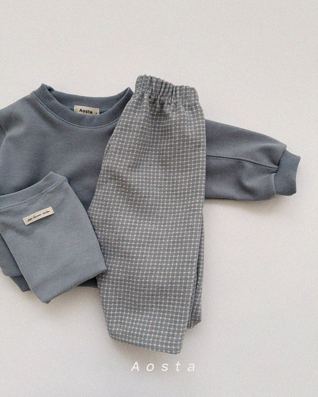 [PRE-ORDER] Daily Sweatshirts