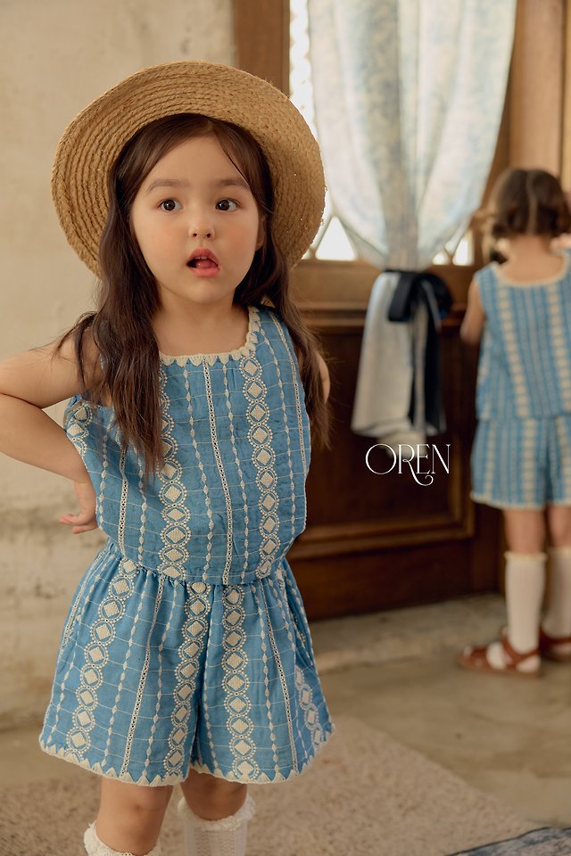 [PRE-ORDER] Perline Blue Top Bottom Set