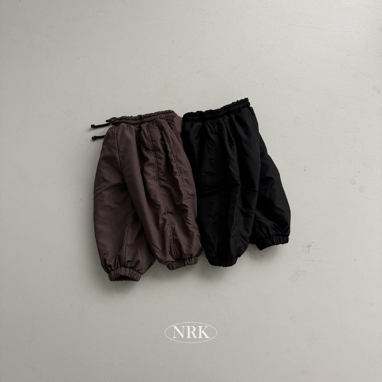 [PRE-ORDER] Padded Pants