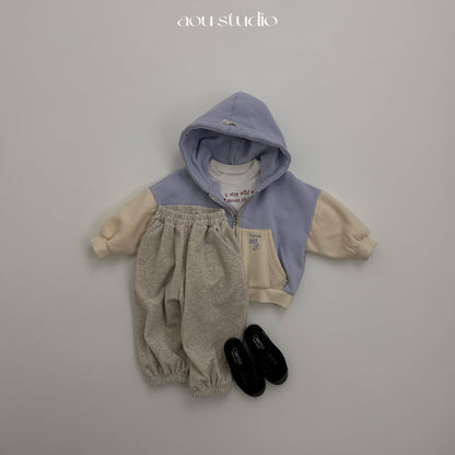 [PRE-ORDER] Cream Jogger Pants