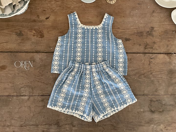 [PRE-ORDER] Perline Blue Top Bottom Set