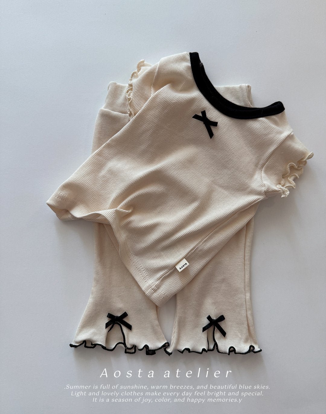 [PRE-ORDER] Ribbed Ribbon T-Shirts
