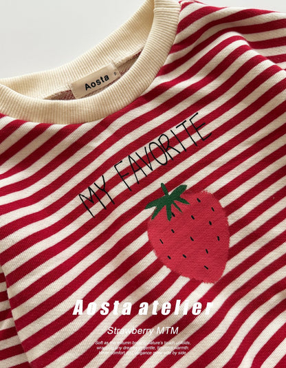 [PRE-ORDER] Strawberry Sweatshirts