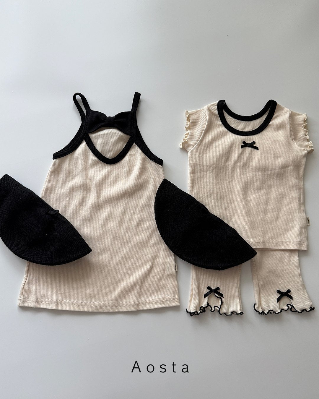[PRE-ORDER] Ribbed Ribbon T-Shirts