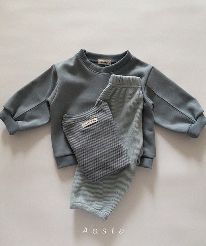 [PRE-ORDER] Daily Sweatshirts