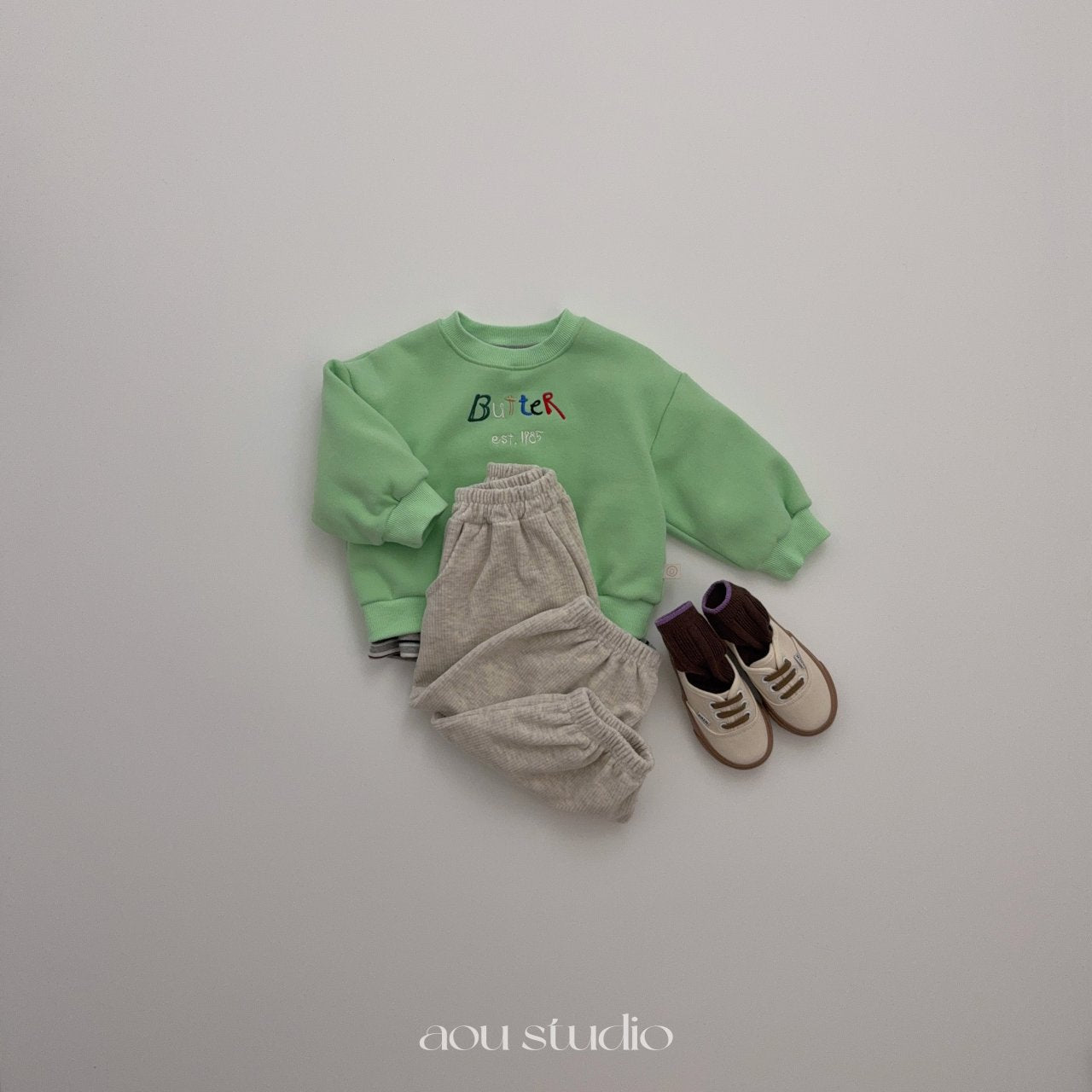 [PRE-ORDER] Cream Jogger Pants