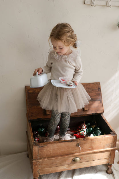 [PRE-ORDER] Evelyn T-Shirts