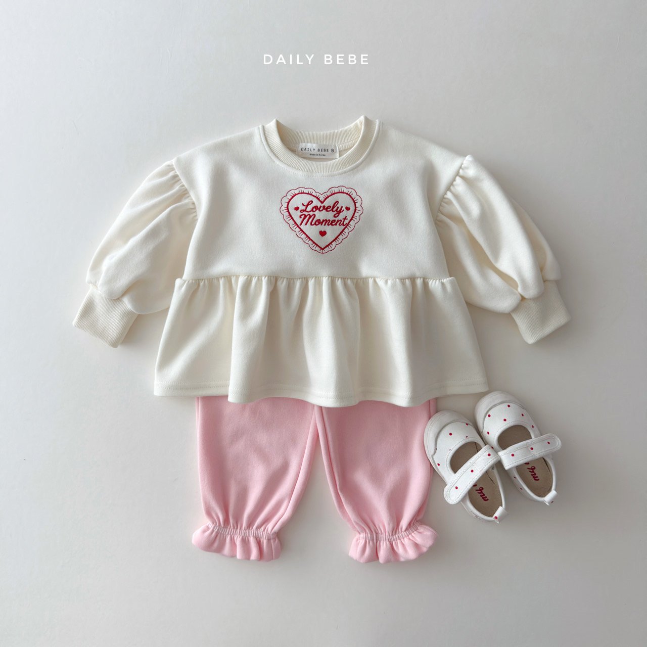 [PRE-ORDER] Lovely Moment T-Shirts