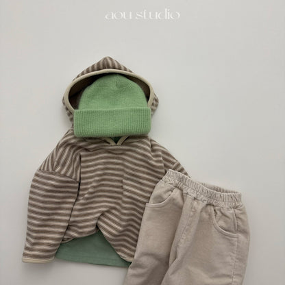 [PRE-ORDER] Pom Pom Turtleneck T-Shirts