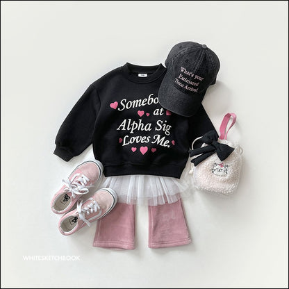 [PRE-ORDER] Love Me Sweatshirts